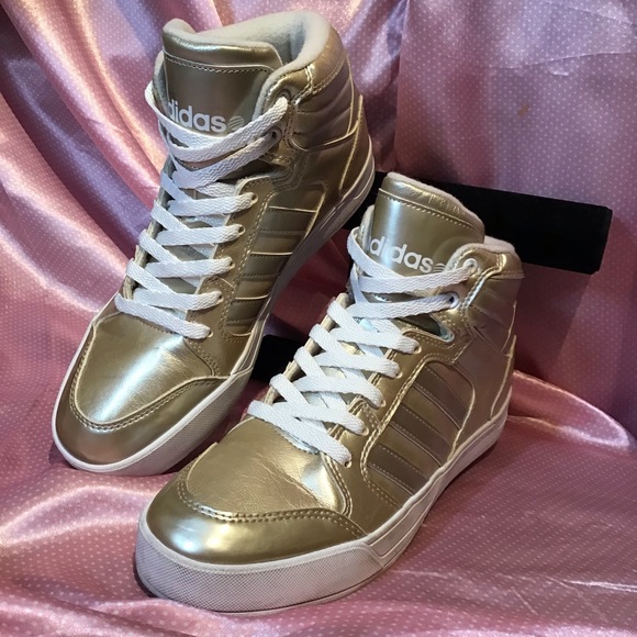adidas Shoes - 💝👟Adidas Neo Raleigh Metallic Gold Sneakers 👟💝